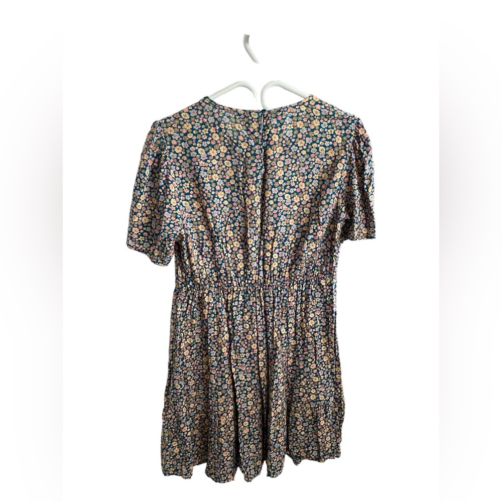 H&M - Picture 2 of 2